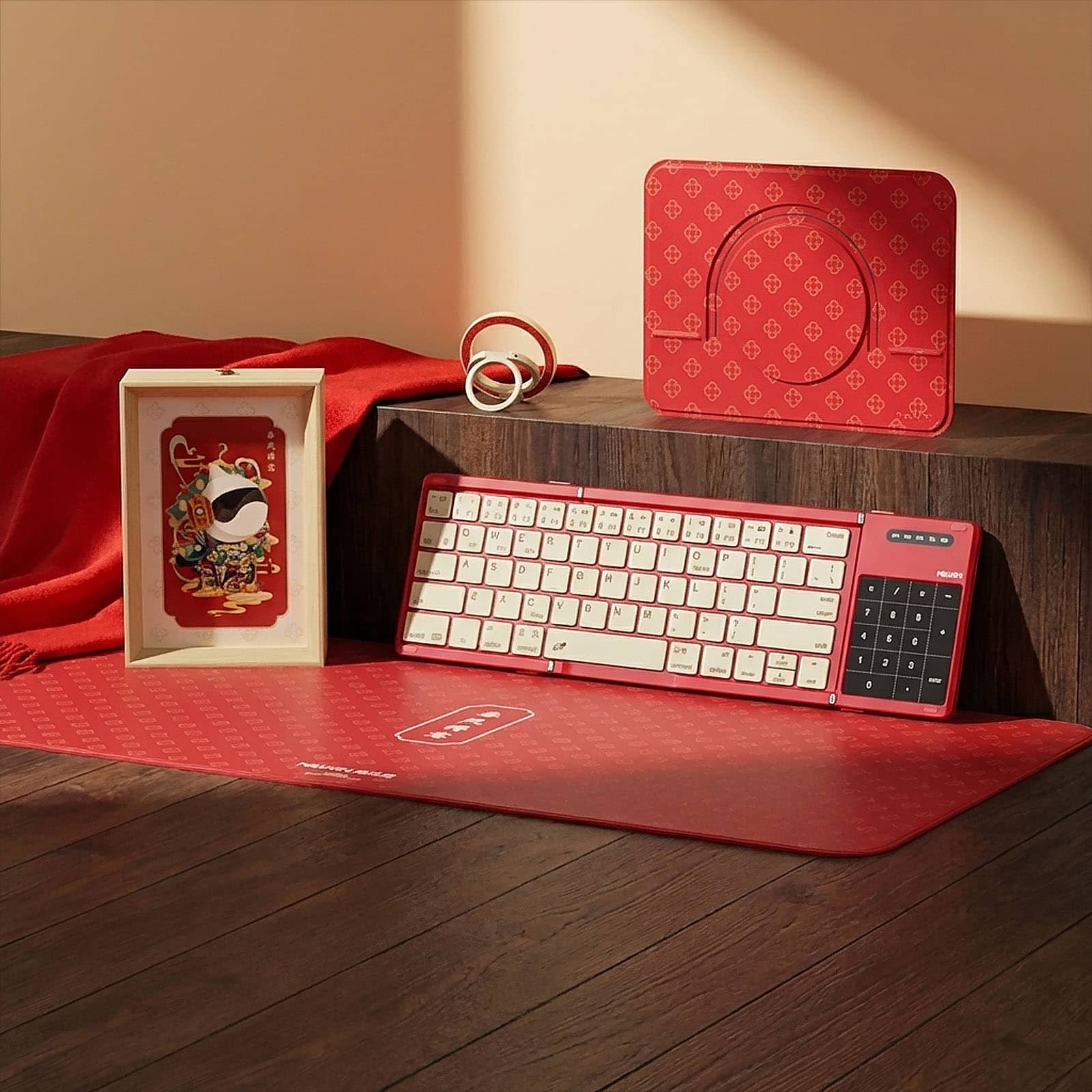 Cube Pocket Foldable Bluetooth Keyboard with Touchpad – Balanced Motion Edition