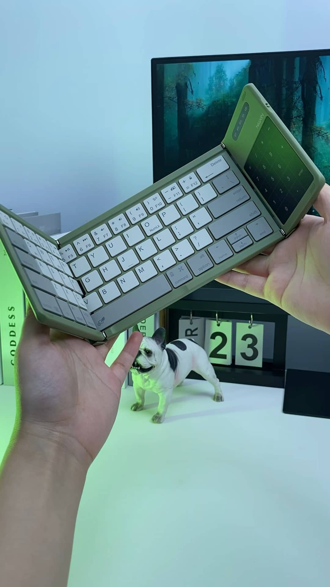 Nillkin Cube Pocket Foldable Bluetooth Keyboard with Touchpad